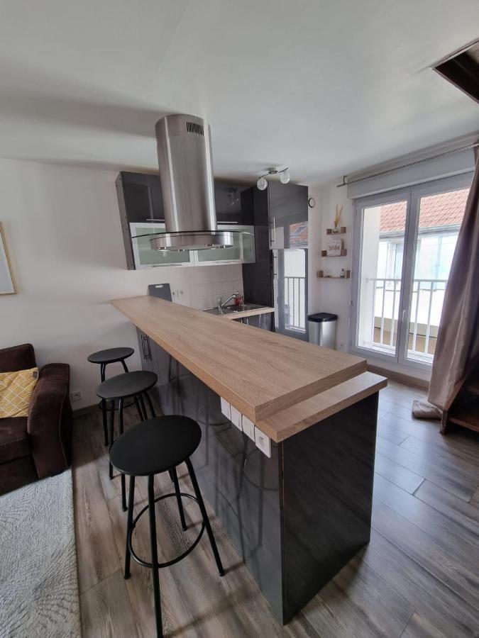 Duplex 40M2 Cocooning Coeur De Ville Avec Parking Neauphle-le-Château Eksteriør billede