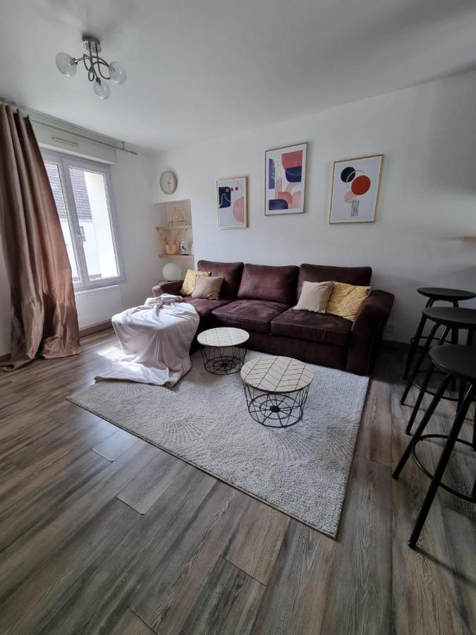 Duplex 40M2 Cocooning Coeur De Ville Avec Parking Neauphle-le-Château Eksteriør billede